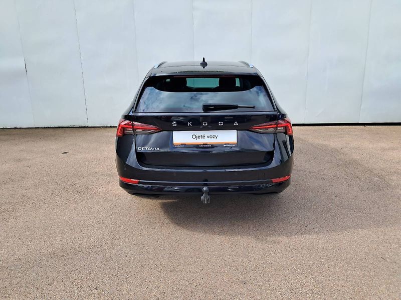 Škoda Octavia (2022) COMBI IV STYLE PLUS 2.0 TDI / - fotka 28 z 29