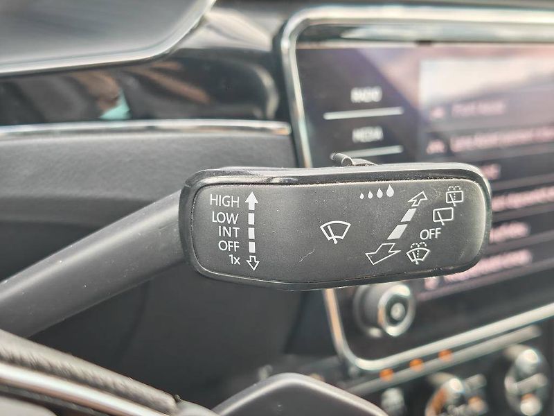 Škoda Superb L&K 7DSG 2,0TDI - fotka 15 z 26