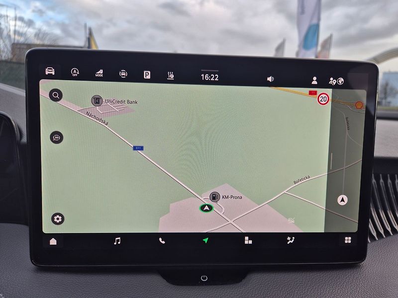 Škoda Superb Combi 2,0 TDI DSG 4x4 142kW L& - fotka 35 z 41