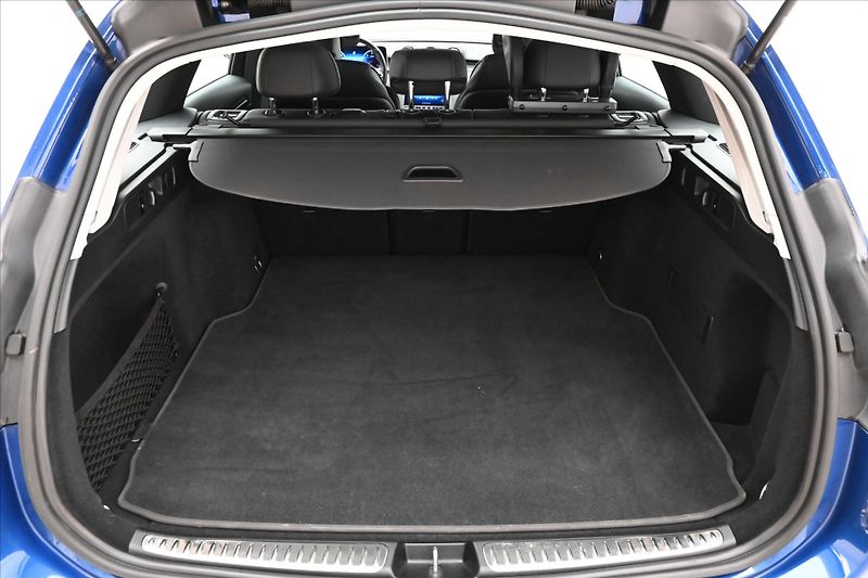Mercedes-Benz Třídy C 2,0 220d 147kW 4MATIC AVANTGAR - fotka 10 z 31