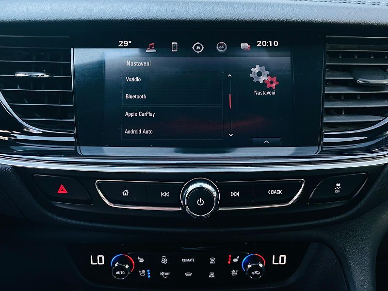 Opel Insignia 2.0CDTi MAN SERVISKA TAŽNÉ LED - fotka 47 z 55