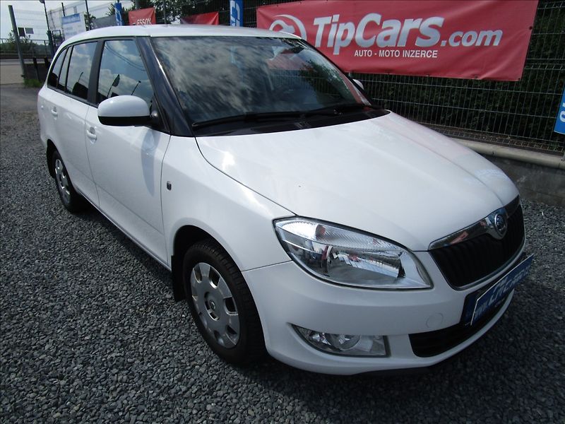 Škoda Fabia Combi 1.2i 12V Ambiente, Klima - fotka 3 z 41