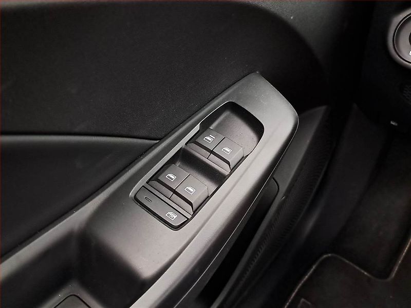 MG MG3 (2025) 1.5, Elegance, Navigace - fotka 16 z 18