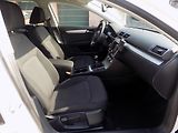 Volkswagen Passat 1,4 TSI 90 KW AUTOKLIMA VÝHŘEV - náhled 27
