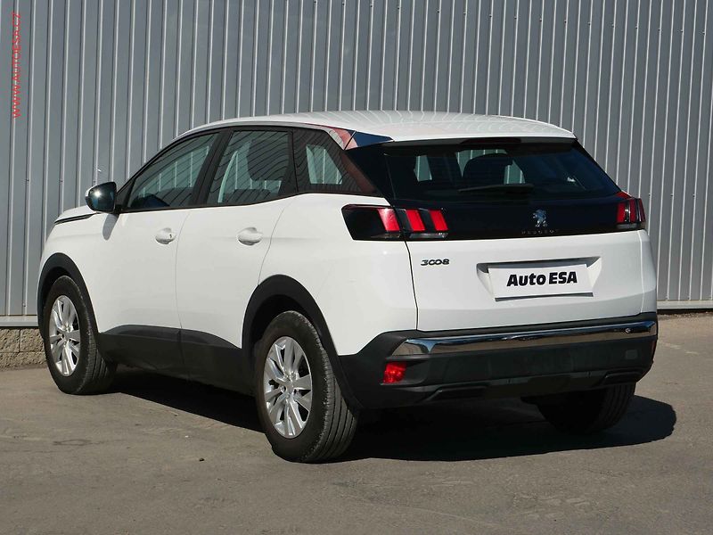 Peugeot 3008 (2018) 1.6 HDi, 1.maj,ČR, Active - fotka 6 z 20