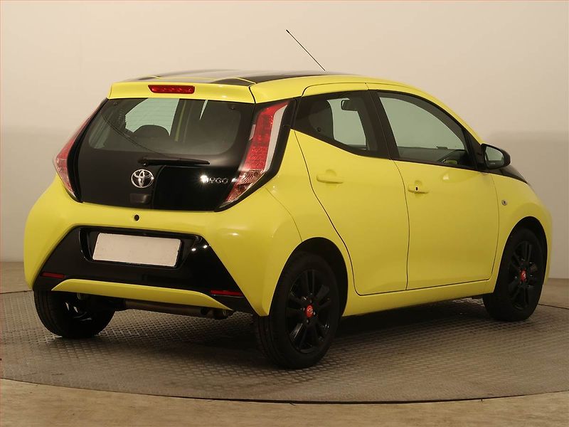 Toyota Aygo (2017) x-cite 1.0 VVT-i, ČR,1.maj - fotka 5 z 13