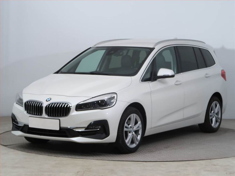 BMW Řada 2 (2021) 216d Gran Tourer, Automat - fotka 2 z 18