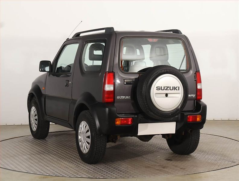 Suzuki Jimny (2009) 1.3 16V, 4X4 - fotka 4 z 16