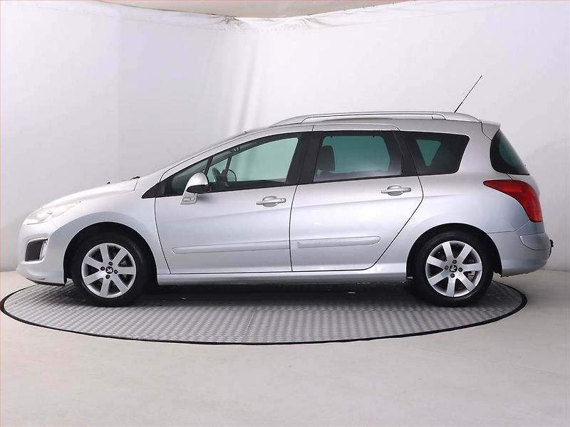 Peugeot 308 (2013) 1.6 HDi, Serv.kniha, nová STK - fotka 3 z 17