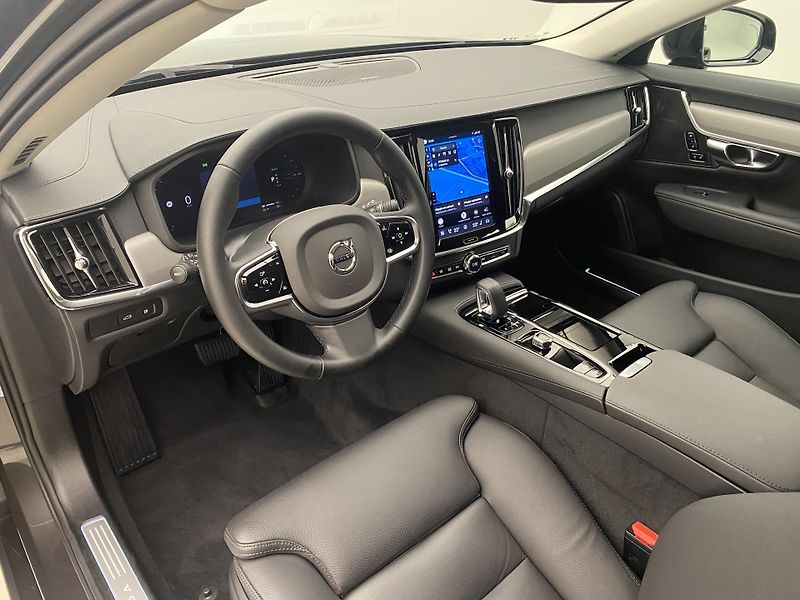 Volvo V90 T6 AWD RECHARGE DARK PLUS AUT - fotka 4 z 54