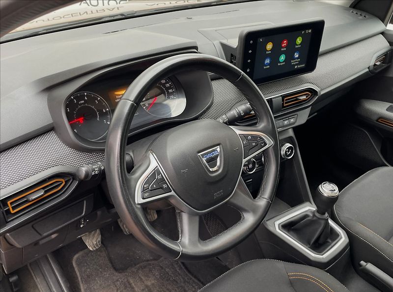 Dacia Sandero 1,0 TCE,Stepway,STK 2/28 - fotka 12 z 23