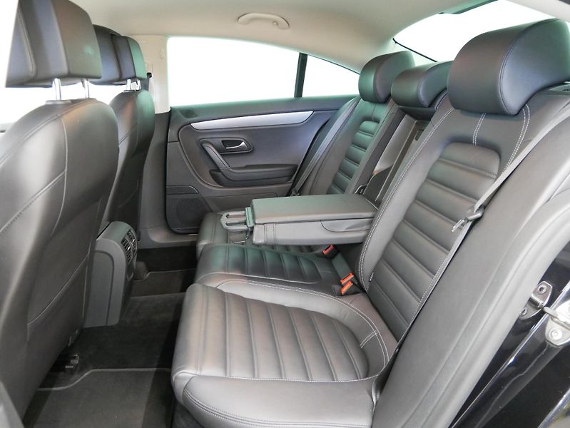 Volkswagen Passat CC - fotka 22 z 23