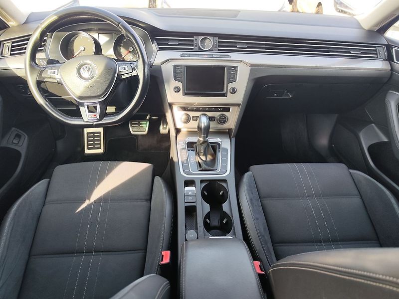Volkswagen Passat 2.0 Bi-TDI/176kW Alltrack DSG - fotka 14 z 32