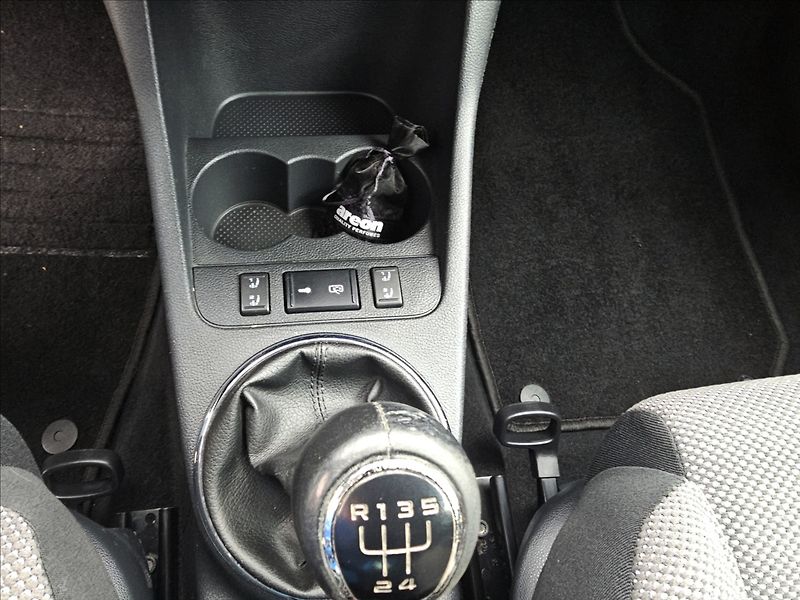 Škoda Fabia II 1,2 TSi 63KW Ambition - fotka 20 z 46