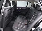 BMW Řada 5 2,0 520d Aut 140kW Luxury Line - náhled 14