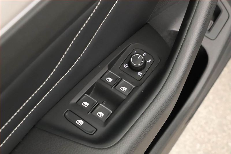 Škoda Kamiq (2025) 1.0 TSI, Drive - fotka 17 z 20