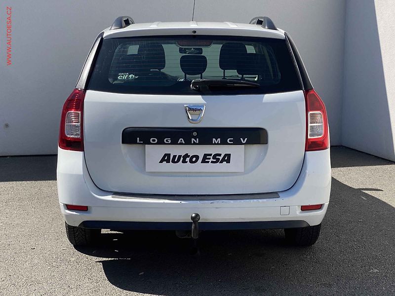 Dacia Logan (2016) 1.2i, ČR, TZ - fotka 5 z 15