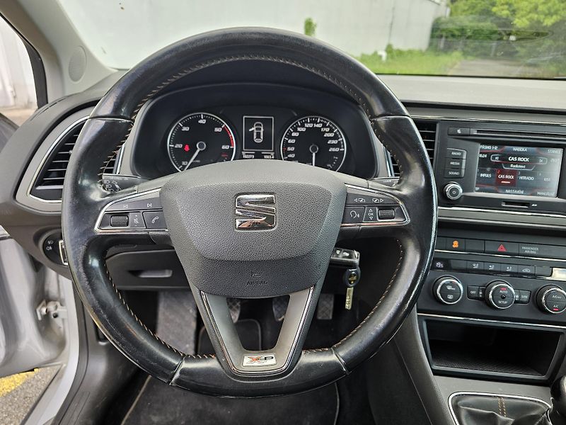 Seat Leon (2015) 1.6TDI 4X4 TAŽNÉ  - fotka 12 z 17