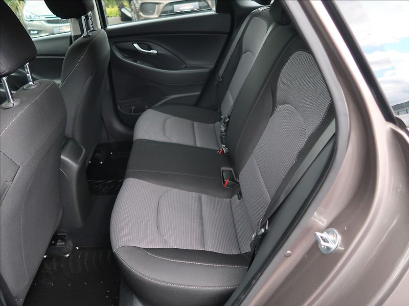 Hyundai i30 1,0 T-GDi,88kW,Comfort,NovéČR - fotka 18 z 28