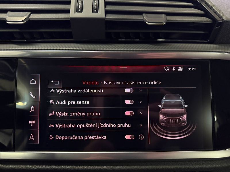 Audi Q3 2.0TDI QUATTRO S-TRONIC, LED, - fotka 17 z 23