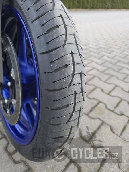 Yamaha MT-10 (2017) - fotka 18 z 20