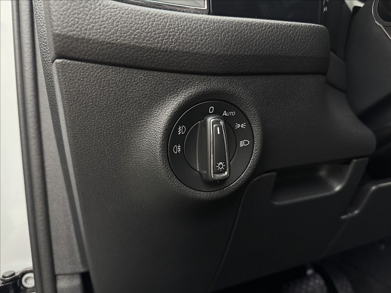 Škoda Kodiaq 2,0 DSG 4X4 CANTON ACC 360° - fotka 8 z 47