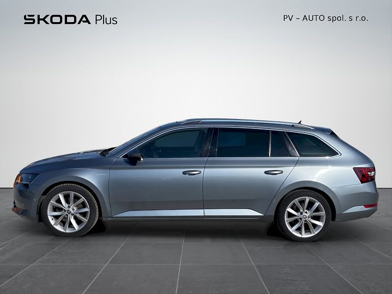 Škoda Superb (2018) L&K 2.0 TDI 140kW DSG 4x4 Comb - fotka 3 z 35