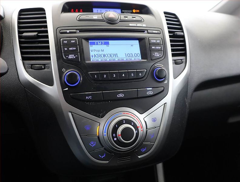 Hyundai ix20 (2011) 1.4 CVVT - fotka 10 z 12