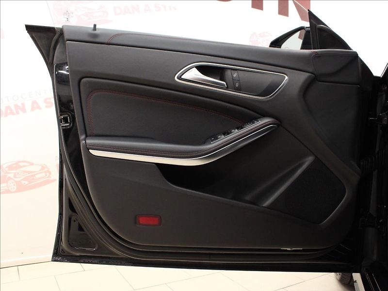 Mercedes-Benz CLA 2,1 CDI 200 4Matic AMG - fotka 9 z 37