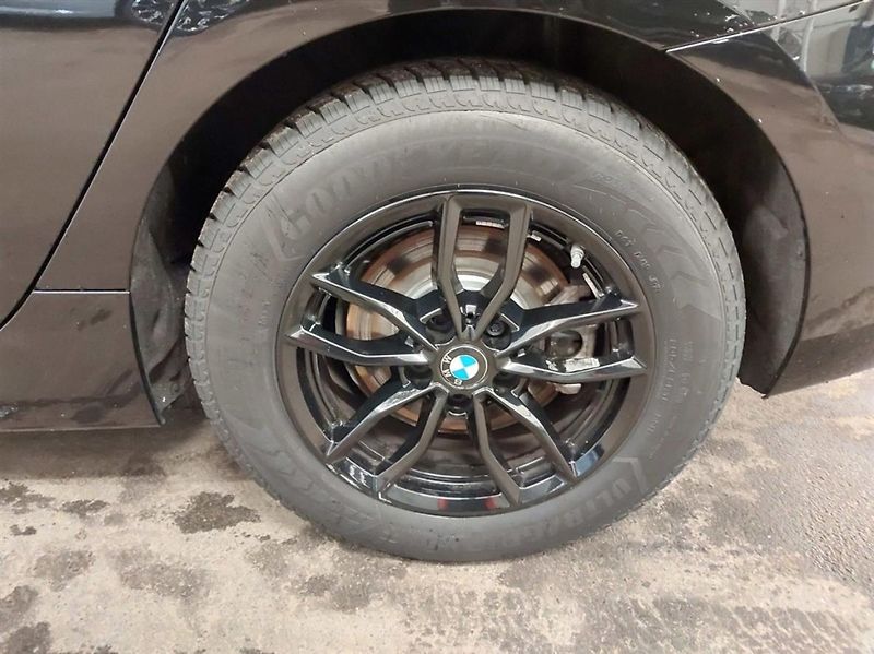 BMW Řada 2 220d - tažné, záruka - fotka 4 z 11