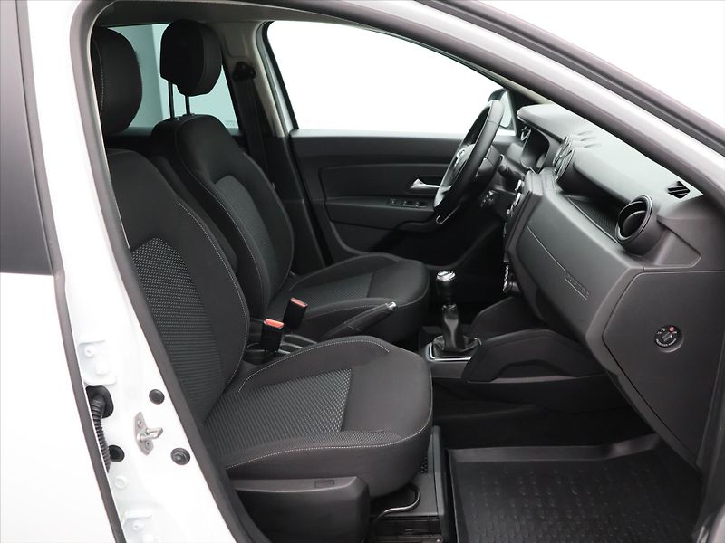 Dacia Duster 1,3 TCe 96kW Comfort - fotka 11 z 25