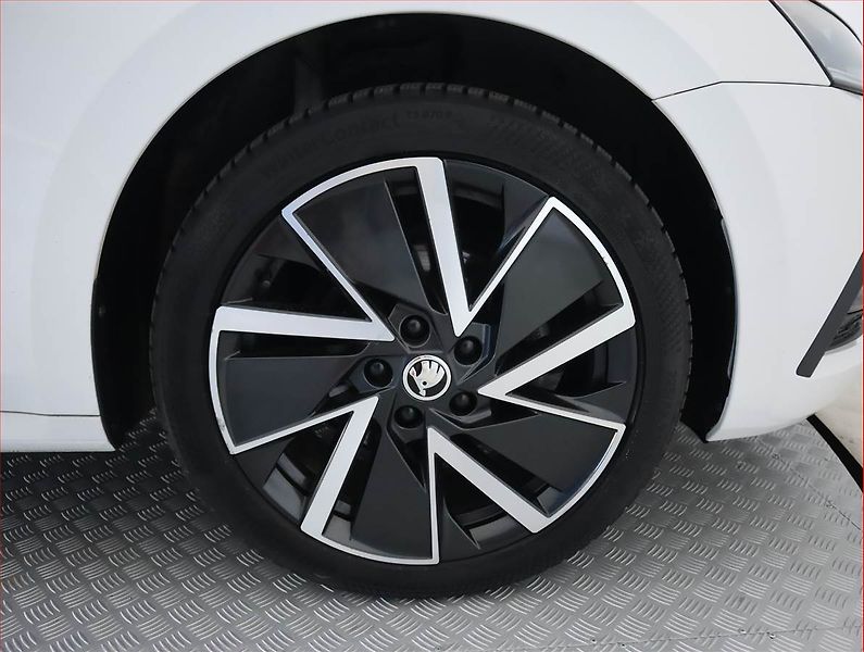 Škoda Octavia (2022) 1.5 TSI - fotka 15 z 20