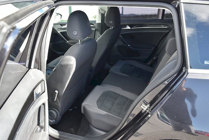Volkswagen Golf (2021) Tdi DSG - fotka 9 z 23