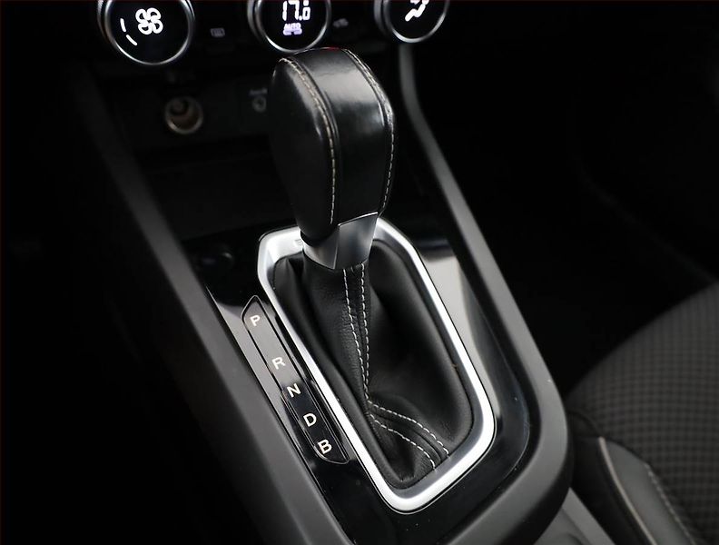 Renault Arkana (2021) E-Tech, Automat, Serv.kniha - fotka 11 z 18