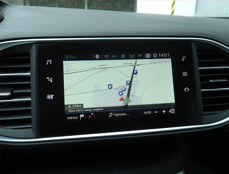 Peugeot 308 (2019) 1.2 PureTech, Serv.kniha, Navi - fotka 13 z 21