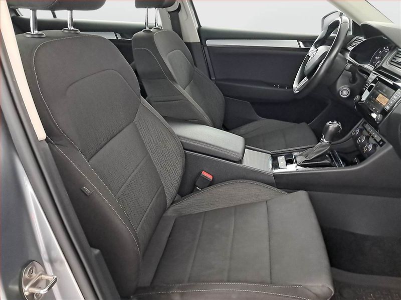 Škoda Superb (2016) Style 2.0 TSI, 4X4, Automat - fotka 9 z 23