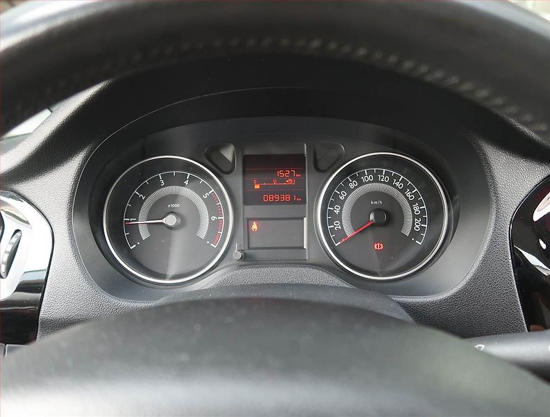 Peugeot 301 (2013) 1.2 VTi, Serv.kniha - fotka 11 z 16