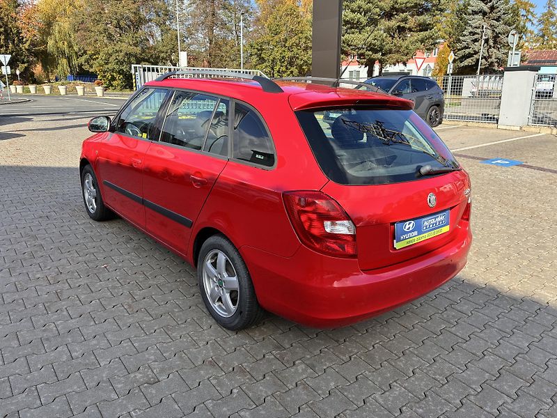 Škoda Fabia II Kombi 1.416V 63kW ELEGANCE  - fotka 5 z 22