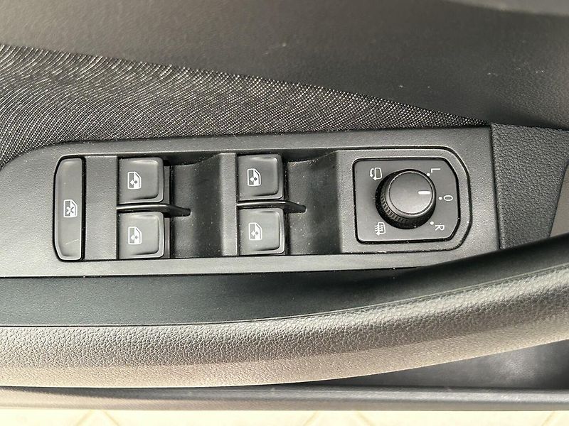 Škoda Scala 1.5 TSI Style Plus - fotka 16 z 29