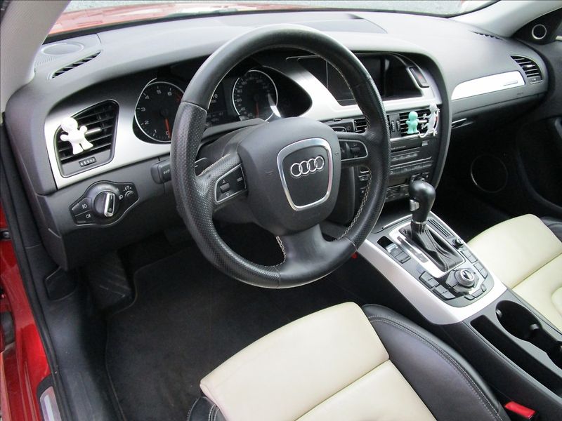 Audi A4 3.0FSi V6 Quattro S-Line - fotka 13 z 49