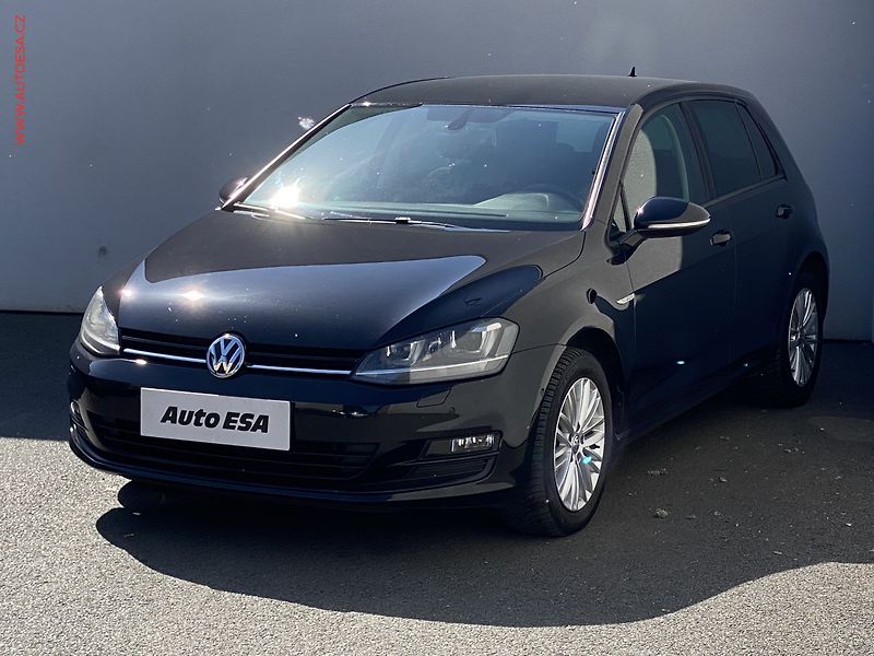 Volkswagen Golf (2014) 1.2 TSi, CUP, nez.topení - fotka 3 z 16