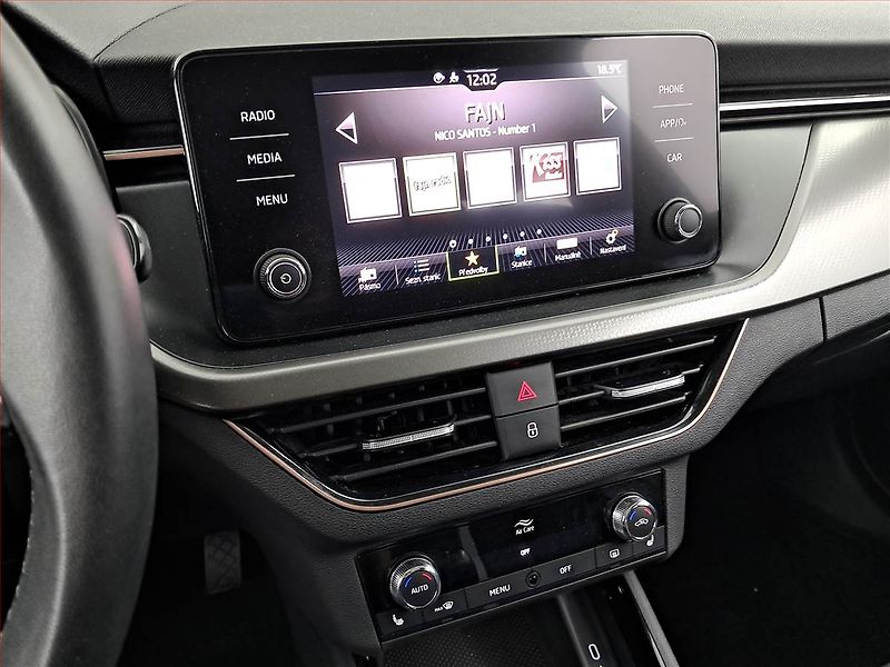 Škoda Scala (2022) Style 1.5 TSI, Serv.kniha - fotka 12 z 23