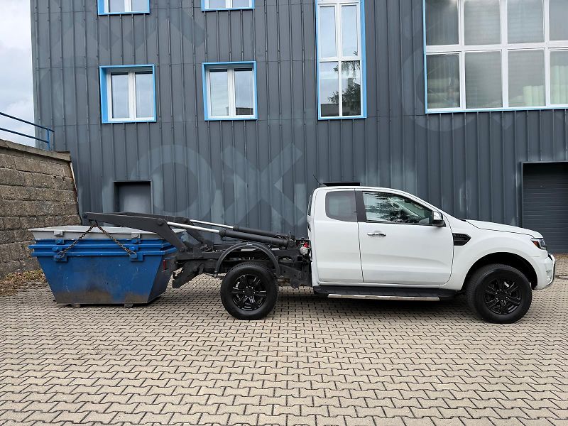Ford Ranger 3,2 TDCi 4x4automat-kontejner - fotka 28 z 32