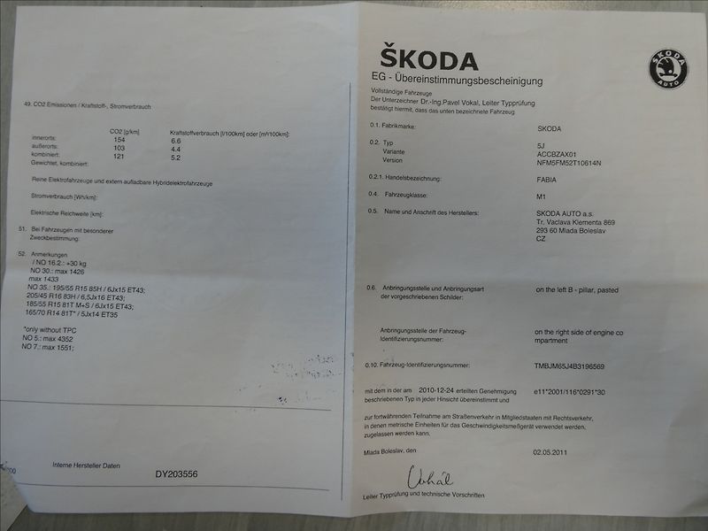 Škoda Fabia 1,2 TSi po servise,auto klima - fotka 43 z 48