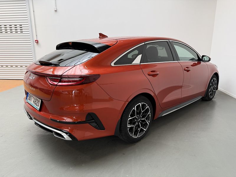 Kia Ceed 1.5 T-GDI GPF GT-Line Plus DCT - fotka 4 z 15