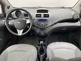Chevrolet Spark (2011) 1.0i, AC - náhled 8