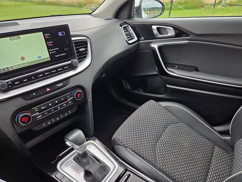 Kia XCeed (2022) Plug-in-Hybrid, 1.6 GDI, DPH - fotka 19 z 28