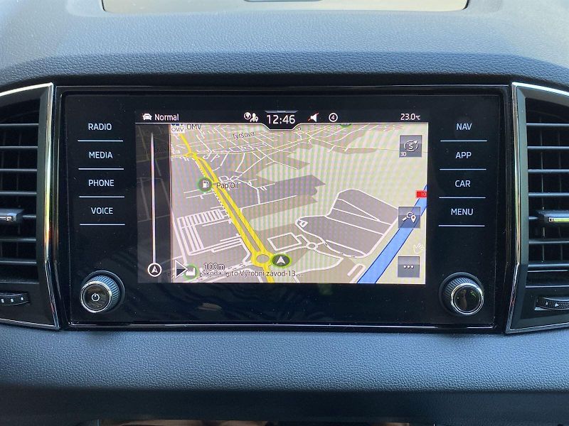 Škoda Karoq (2022) 1.5 TSI DSG Style + - fotka 14 z 31