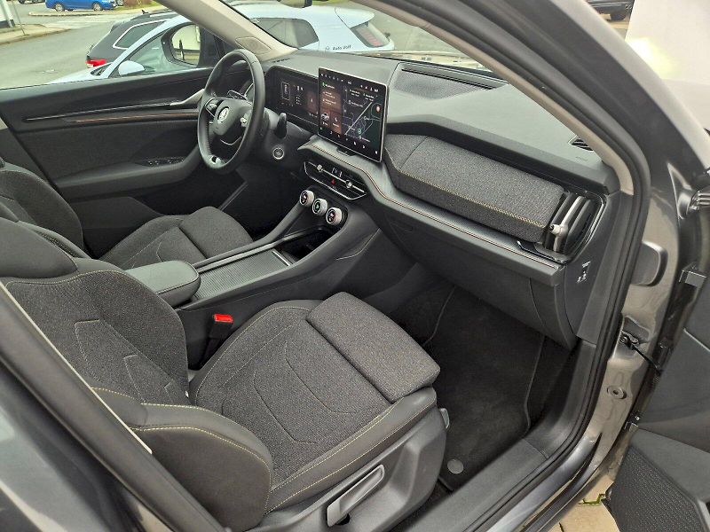 Škoda Kodiaq (2024) Selection 2.0 TDI 142 kW 4x4 7 - fotka 19 z 32