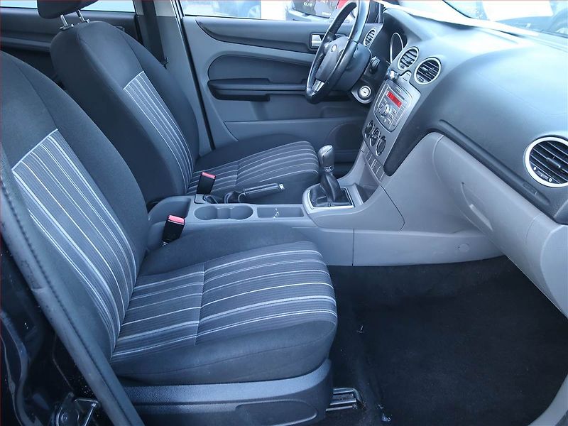Ford Focus (2009) 1.6 16V, Eko.zaplacen, po STK - fotka 9 z 12